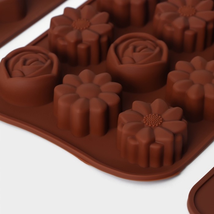 Набор форм для конфет и шоколада Доляна «Ассорти», 3 шт, силикон, цвет коричневый Набор форм для конфет и шоколада Доляна «Ассорти», 3 шт, силикон, цвет коричневый