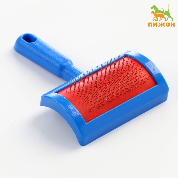 Пуходерка без капель полукруглая, 8,5 х 13 см, синяя Пуходерка без капель полукруглая, 8,5 х 13 см, синяя