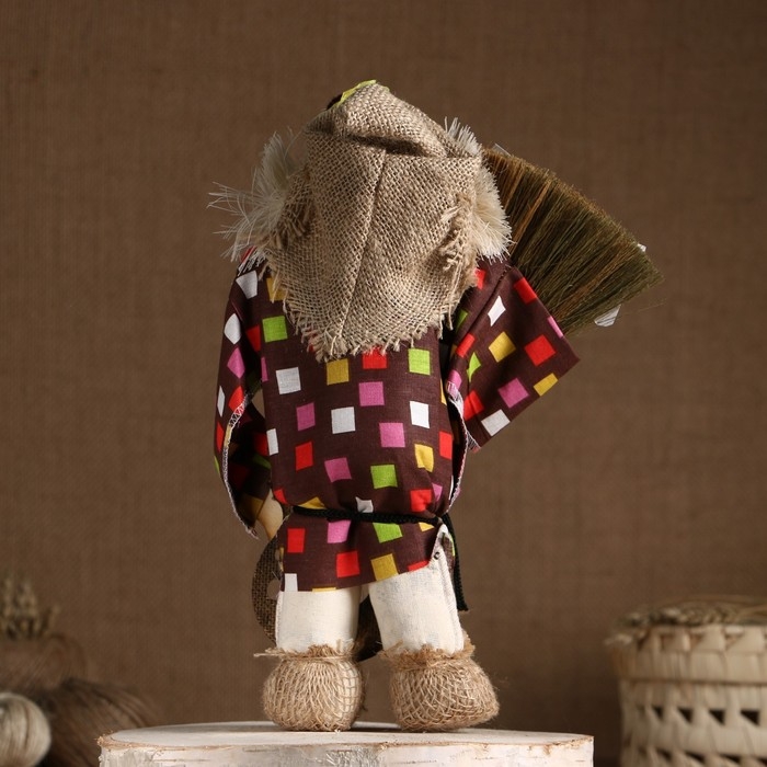 Оберег-домовой Оберег-домовой "Славуся, с метлой и подковой", средний, 33х24х12 см МИКС