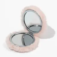 Зеркало складное круг (2) с/увел МЕХ d8см искусств мех/пластик розовый пакет QF Зеркало складное круг (2) с/увел МЕХ d8см искусств мех/пластик розовый пакет QF