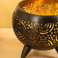 Подсвечник из кокоса, 15×15×13 см, коричнево-золотой