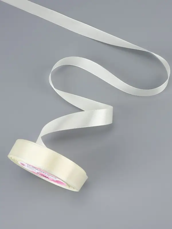 Лента атласная, 20 мм, 23&plusmn;1 м, нежно-бежевая №02