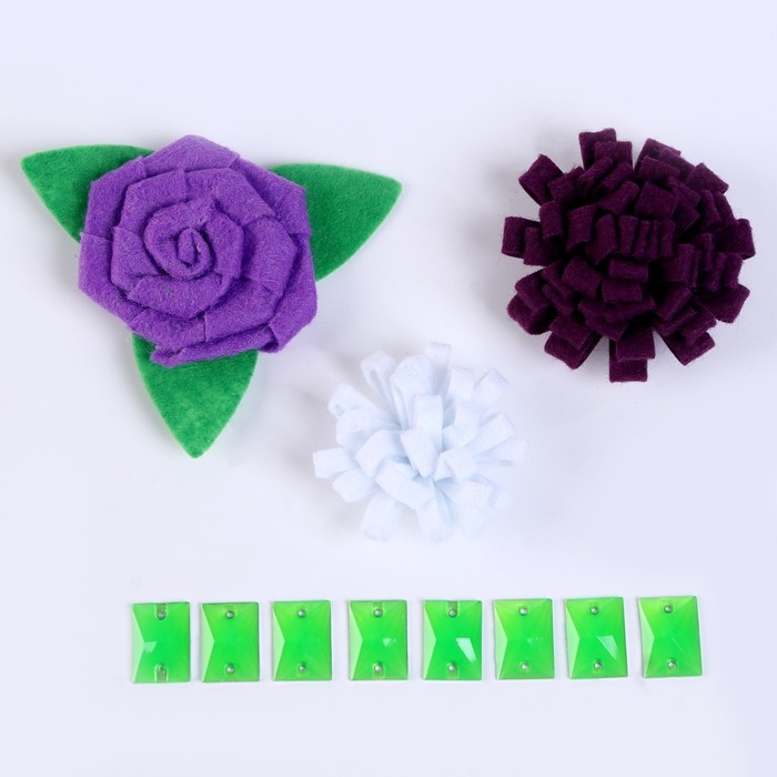 Набор для творчества: декор из фетра и набор бусин «Цветочная композиция» Набор для творчества: декор из фетра и набор бусин «Цветочная композиция»