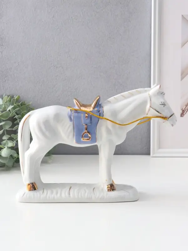 Сувенир керамика Сувенир керамика "Конь белый с голубым седлом" 25х6,7х19 см
