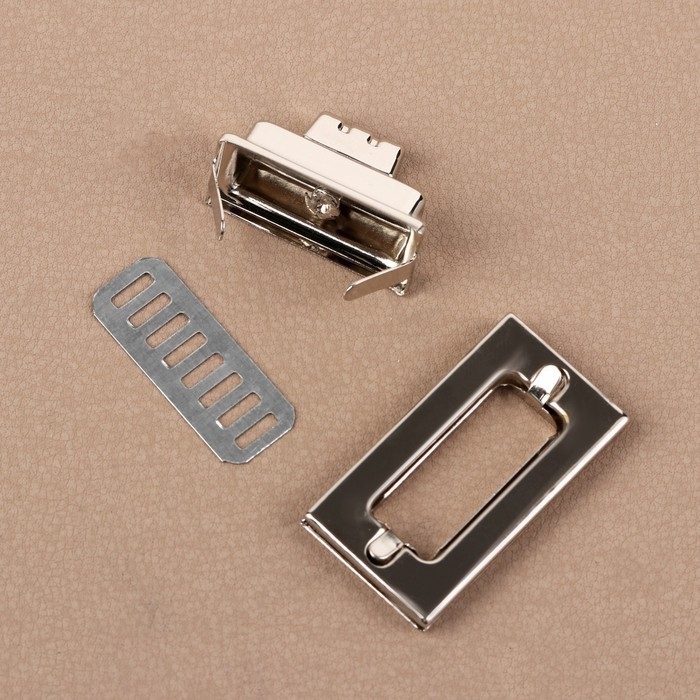 Застёжка для сумки, 4,4 × 2,5 см, цвет серебряный Застёжка для сумки, 4,4 × 2,5 см, цвет серебряный
