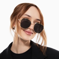 Очки солнцезащитные uv 400, дужка 13.1 см, ширина 12.4 см, линза 5.1×5.3 см