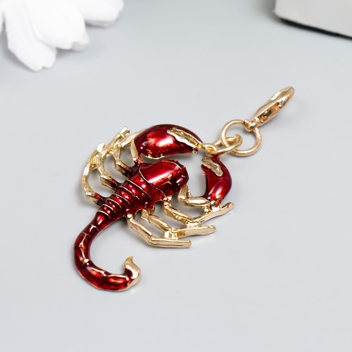 Брелок металл, эмаль "Красный скорпион" 10х3 см