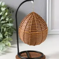 Сувенир полистоун лак "Пухлый кот ест мороженое, в кресле-качеле" 11,5х10,5х18 см