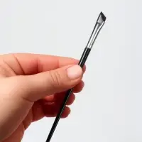 Кисть для макияжа бровей и глаз, 14±1 см, чёрная