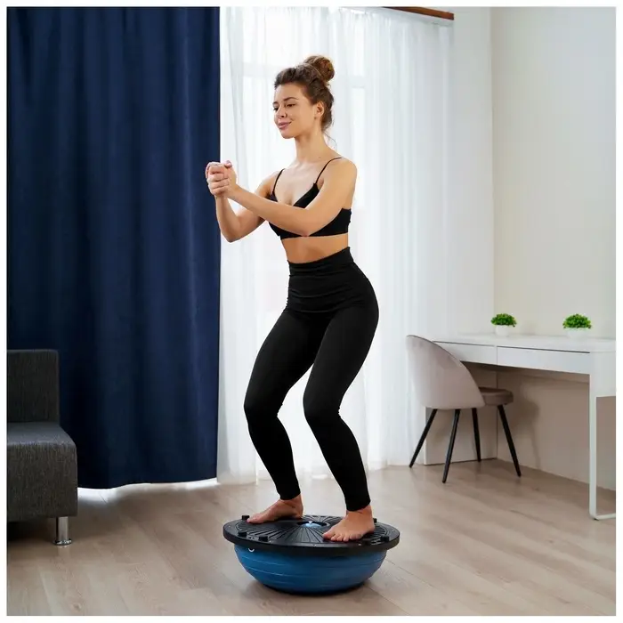 Полусфера BOSU гимнастическая ONLYTOP, 58&times;25 см, с насосом, синяя