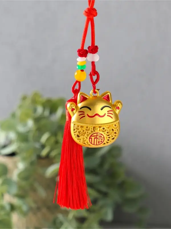 Подвеска металл &laquo;Манэки-нэко с кисточкой&raquo;, красный с золотом, 1.5&times;4&times;14 см