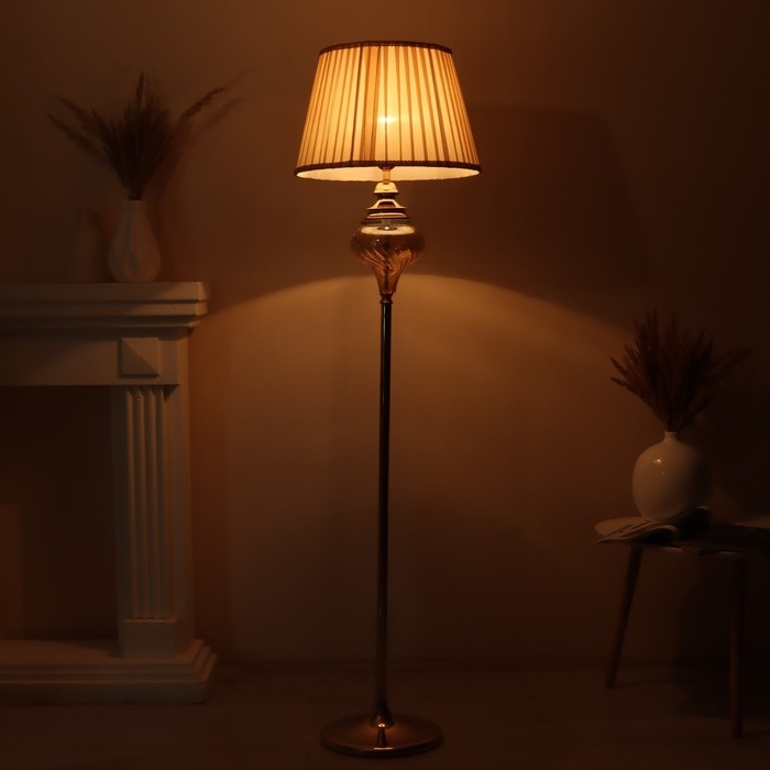 Торшер 19104/1 E27 40Вт золото 43х43х162 см