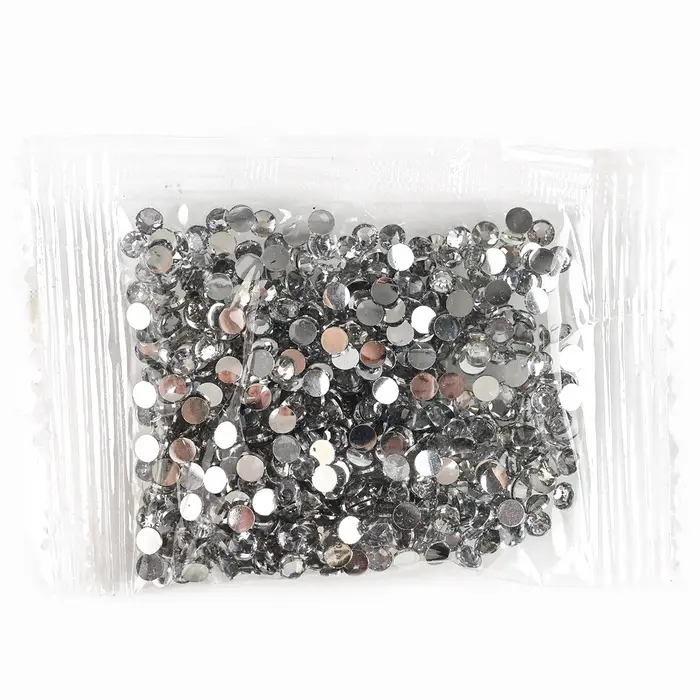 Алмазная мозаика на брелоке "Зайка"