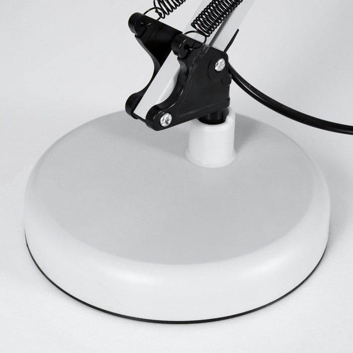 Настольная лампа "Уникум" Е27 15Вт белый 14,5х15х57 см