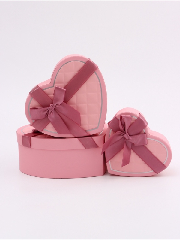 Набор коробок 3 в 1 сердца 22 х 20 х 9; 18.5 х 17 х 7.5; 1 6 х 14 х 6 см Набор коробок 3 в 1 сердца 22 х 20 х 9; 18.5 х 17 х 7.5; 1 6 х 14 х 6 см