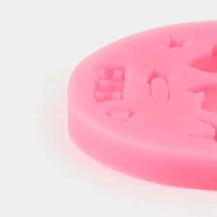 Молд «Для новорождённого», силикон, d=8 см, цвет розовый Молд «Для новорождённого», силикон, d=8 см, цвет розовый