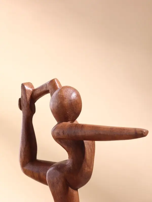 Фигурка &laquo;Гимнастка&raquo;, 14&times;5&times;20 см, дерево суар