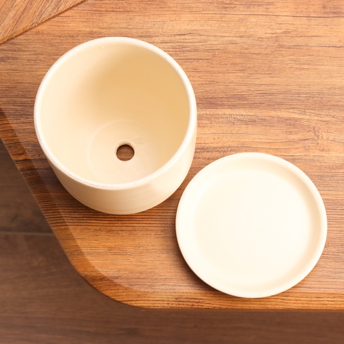 Горшок цветочный Галактика бежевая 0.8 л Горшок цветочный Галактика бежевая 0.8 л