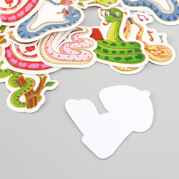 Наклейки для творчества Наклейки для творчества "Мультяшные змейки" тиснение золото набор 48 шт 9х7х0,8 см