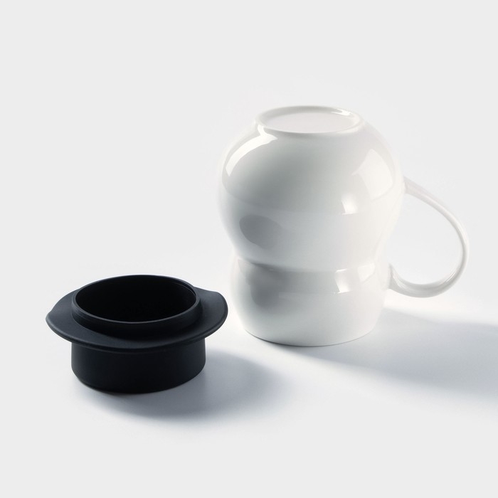 Кружка керамическая с силиконовой крышкой «Джентльмен», 380 мл, рисунок МИКС Кружка керамическая с силиконовой крышкой «Джентльмен», 380 мл, рисунок МИКС