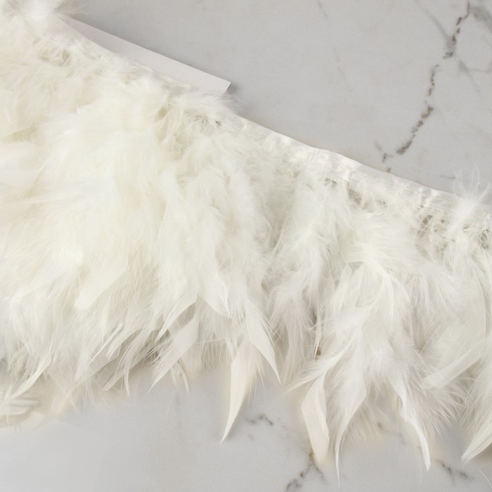 Тесьма с перьями индюка, 13-17 см, 5 ± 0,5 м, цвет белый Тесьма с перьями индюка, 13-17 см, 5 ± 0,5 м, цвет белый