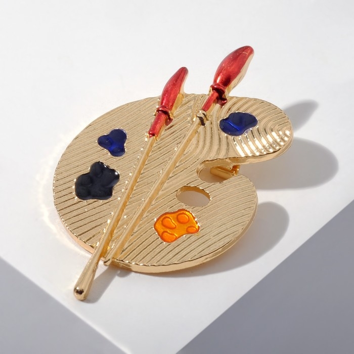Брошь «Палитра» с кистями, цветная в золоте Брошь «Палитра» с кистями, цветная в золоте