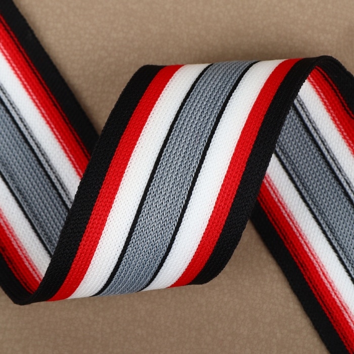Тесьма трикотажная лампас 40 мм, 9 ± 0,5 м, цвет чёрный/красный/серый