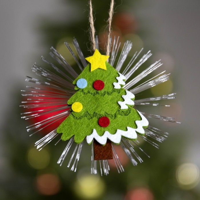 Световая подвеска «Ёлка» 10 см, батарейки LR44х3 (в комплекте), свечение мульти Световая подвеска «Ёлка» 10 см, батарейки LR44х3 (в комплекте), свечение мульти