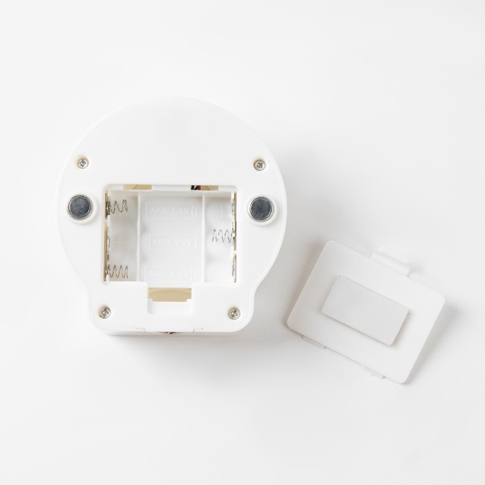 Фонарь-светильник  Фонарь-светильник "Мастер К", 220 лм, COB, 3 ААА, магнит, клейкая основа, датчик движения