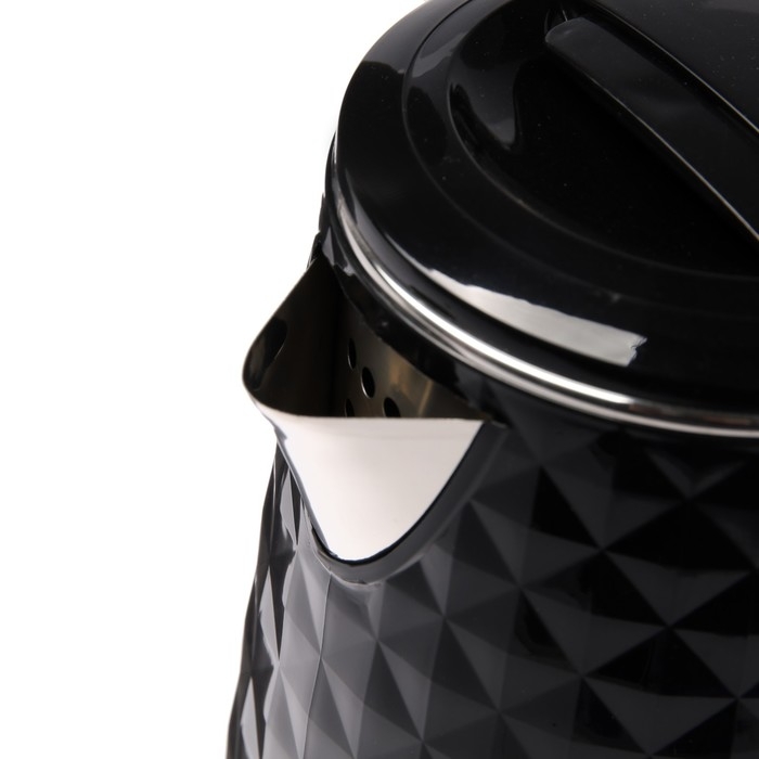 Чайник электрический Чайник электрический "Василиса" ВА-1033, пластик, колба металл, 1.8 л, 1500 Вт, чёрный