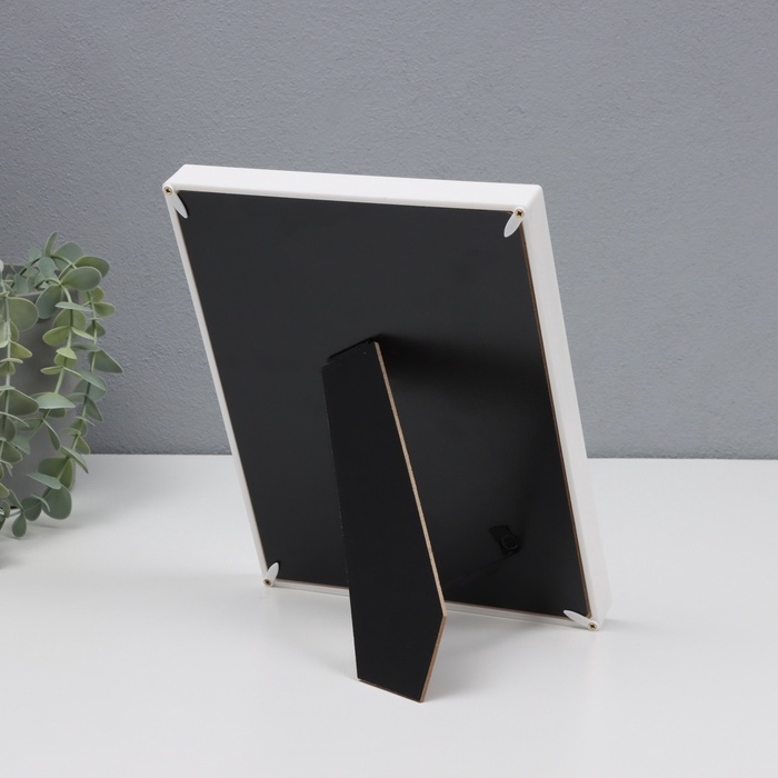 Фоторамка пластик на 1 фото13х18 см Фоторамка пластик на 1 фото13х18 см "Сердце с бантиком" белый бумага тиснение 18х2х23 см