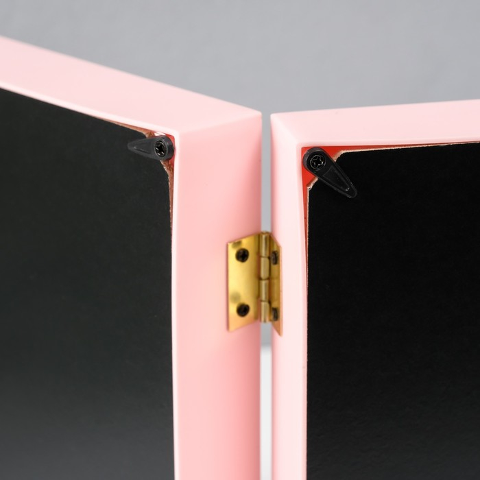 Фоторамка пластик 13х18 см с полим.глиной Фоторамка пластик 13х18 см с полим.глиной "Отпечаток ладошки и ножки" розовая 20,5х46,5 см