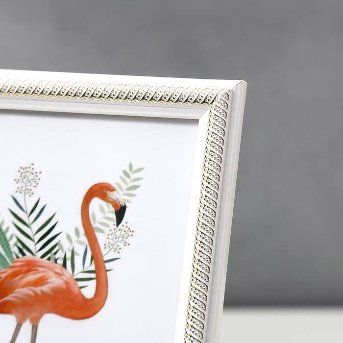 Фоторамка пластик 15х20 см Фоторамка пластик 15х20 см "Золотая спираль на белом" 23х18 см