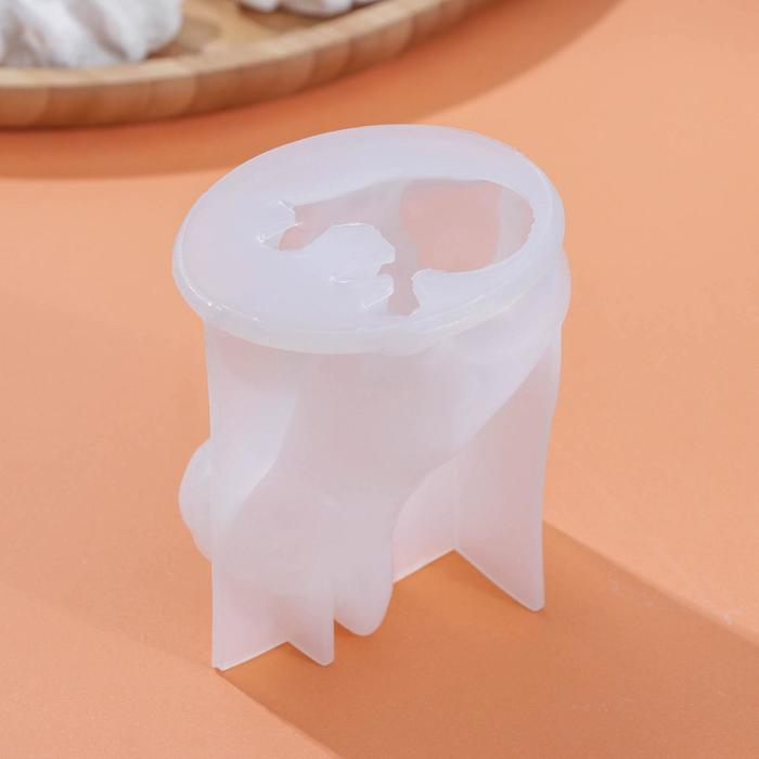 Молд Доляна «Бульдог», силикон, 8×6×7 см, цвет белый Молд Доляна «Бульдог», силикон, 8×6×7 см, цвет белый