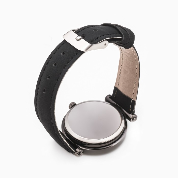 Часы наручные кварцевые женские Часы наручные кварцевые женские