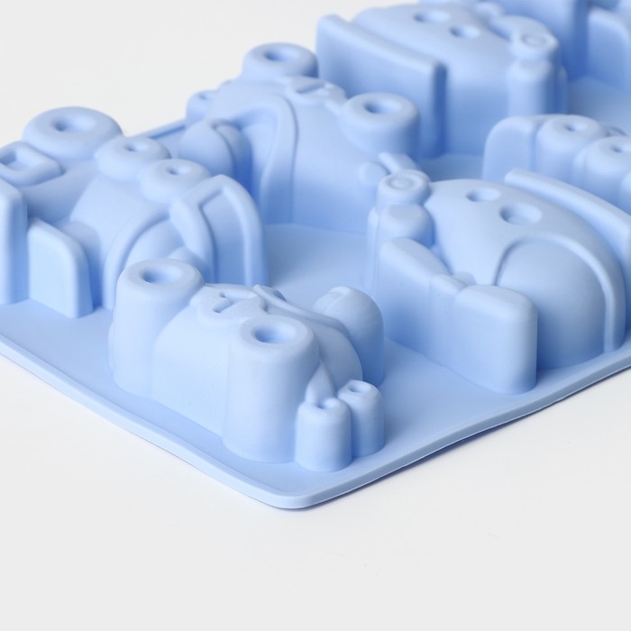 Форма для выпечки Доляна &laquo;Транспорт&raquo;, силикон, 29&times;17,5 см, 8 ячеек (7,5&times;5,8 см), цвет МИКС