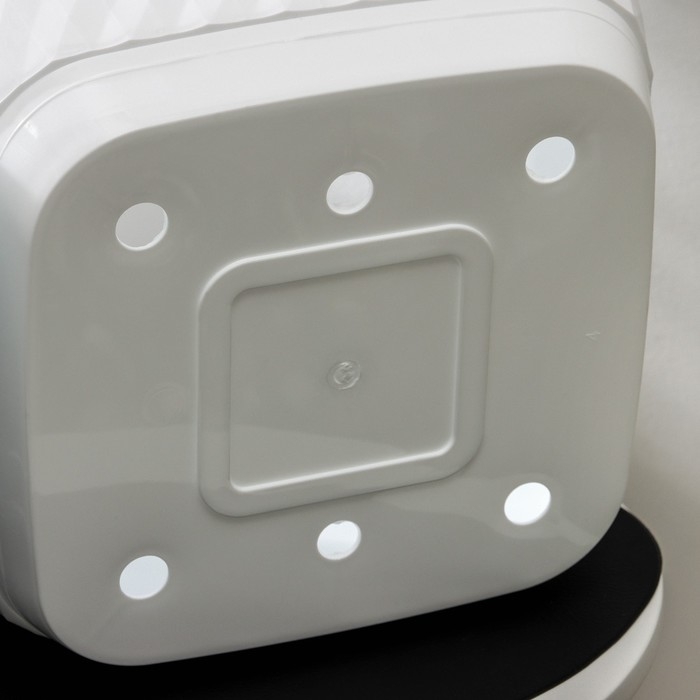 Горшок с поддоном «Классика», 15 л, цвет белый Горшок с поддоном «Классика», 15 л, цвет белый