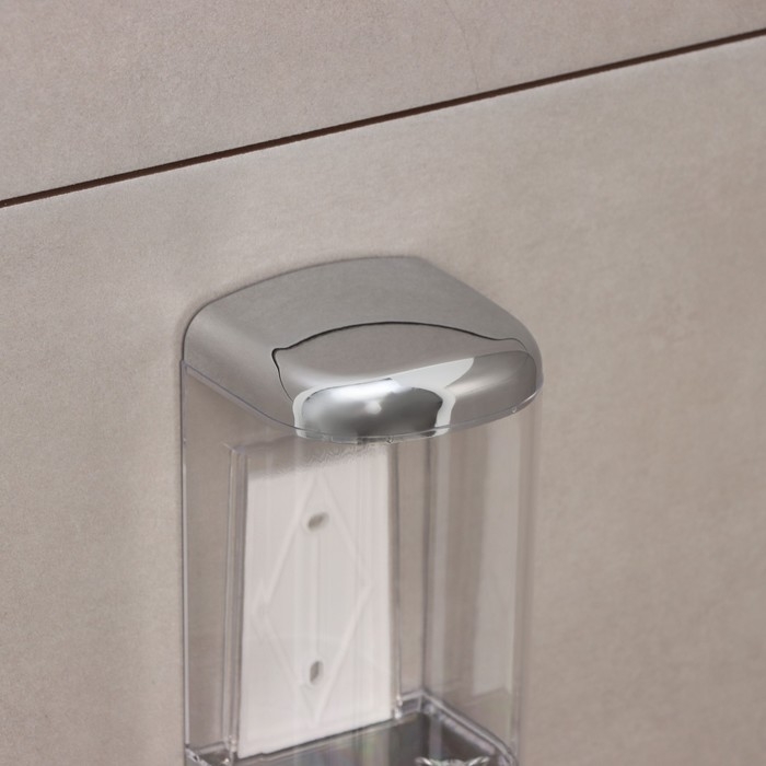 Диспенсер механический для антисептика и жидкого мыла, 500 мл, цвет серебристый Диспенсер механический для антисептика и жидкого мыла, 500 мл, цвет серебристый