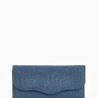 Кошелёк женский на магните, 19.5&times;2.5&times;9 см, с цветочным узором, тёмно-синий