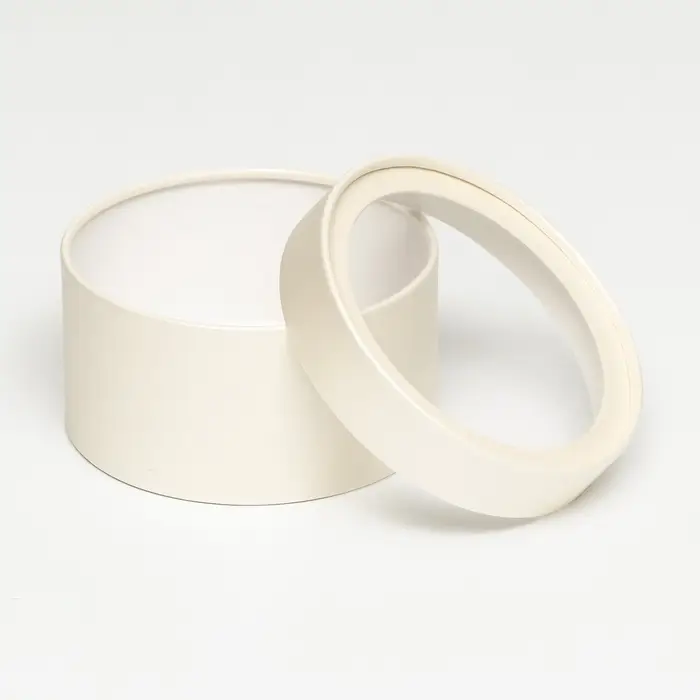 Подарочная коробка круглая &laquo;Крема&raquo; кремовая, завальцованная с окном, 16&times;10 см