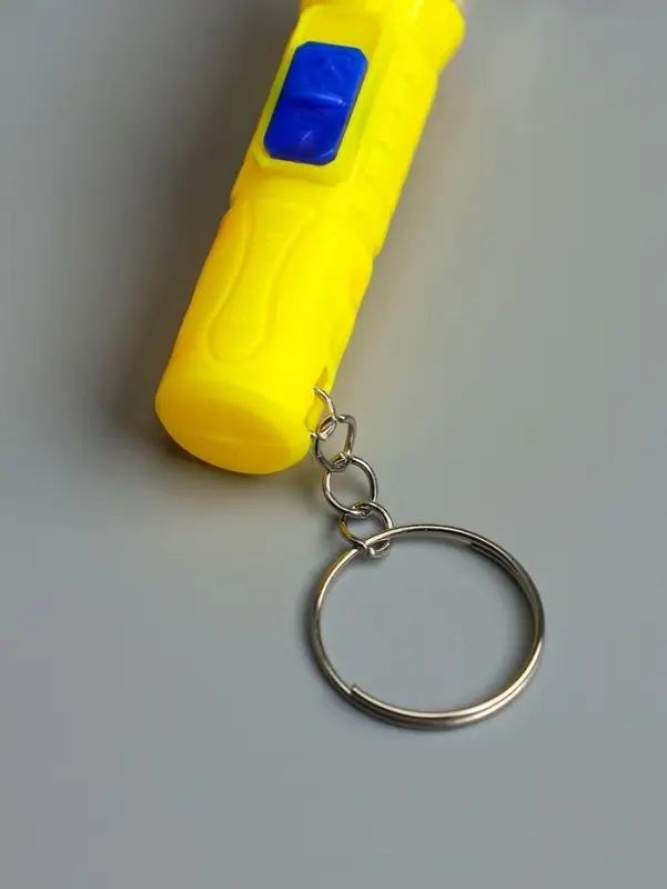 Фонарик брелок для ключей на кольце &laquo;Темминка&raquo;, 1 LED, 2&times;6.5 см, МИКС