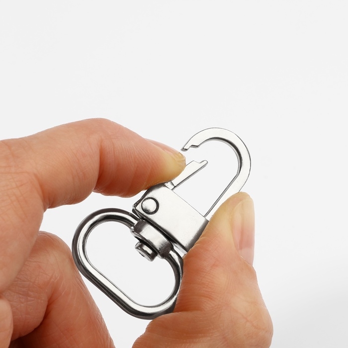 Карабин металлический, 41 × 25 мм / 20 × 2,5 мм, 5 шт, цвет серебряный Карабин металлический, 41 × 25 мм / 20 × 2,5 мм, 5 шт, цвет серебряный