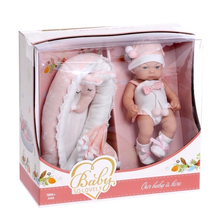 Пупс «Любимый Малыш» в костюмчике, с коконом и аксессуарами Пупс «Любимый Малыш» в костюмчике, с коконом и аксессуарами