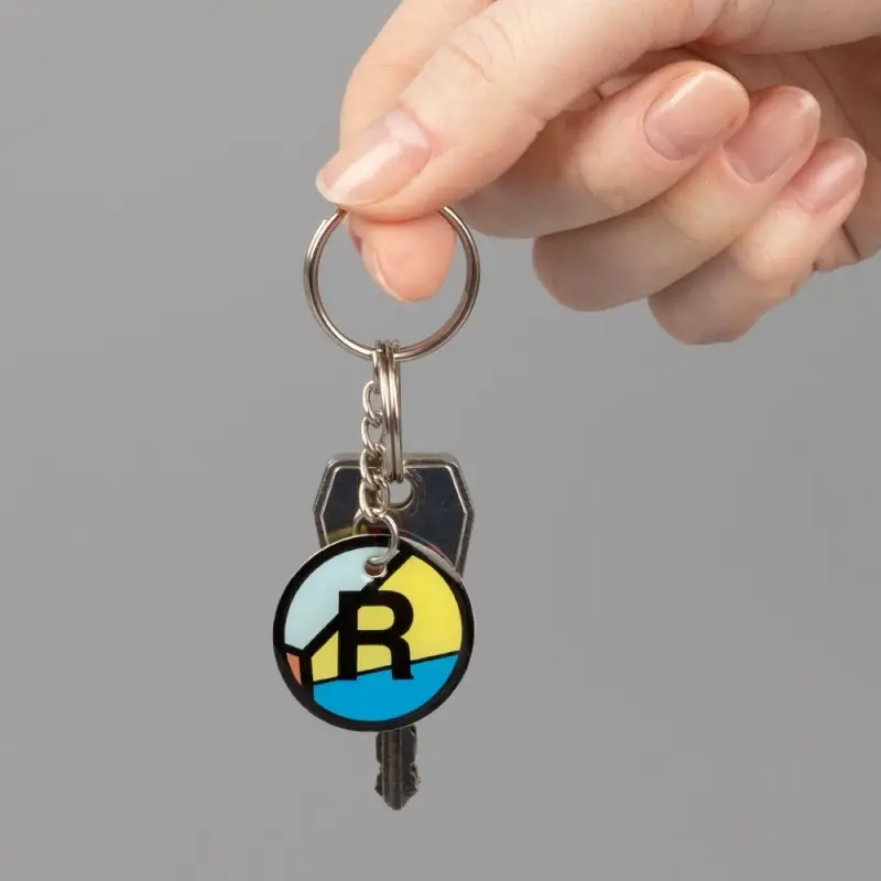 Брелок с полимерным покрытием Harz на заказ Брелок с полимерным покрытием Harz на заказ