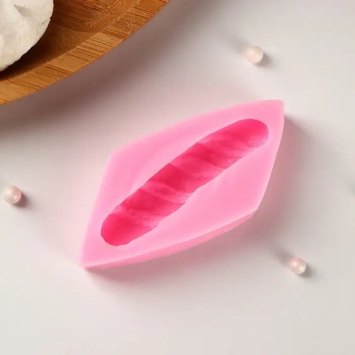 Молд для заливки &laquo;Багет&raquo;, силикон, 7.5&times;3.5&times;1.5 см, розовый