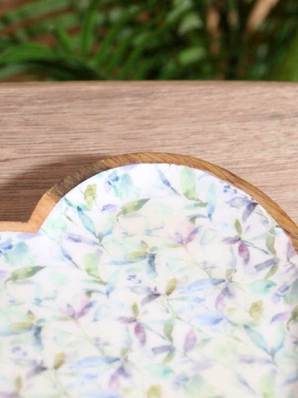 Блюдо в форме сердца «Оттенки сирени», дерево манго, 20.5×20×2.3 см Блюдо в форме сердца «Оттенки сирени», дерево манго, 20.5×20×2.3 см