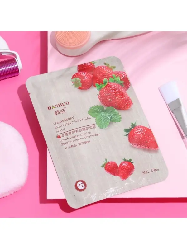 Тканевая маска для лица с клубникой, увлажняющая Тканевая маска для лица с клубникой, увлажняющая