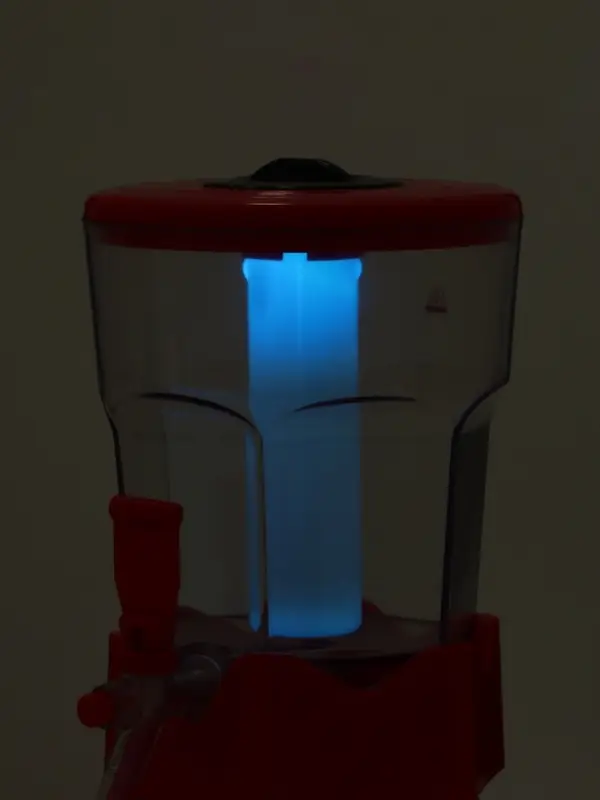 Башня пивная Tavimo, колба 3 л, ёмкость для льда, подсветка, пластик, красная