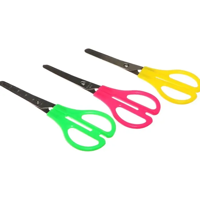 Ножницы канцелярские 13 см, пластиковые ручки, закруглённые концы с линейкой, корпус МИКС Ножницы канцелярские 13 см, пластиковые ручки, закруглённые концы с линейкой, корпус МИКС