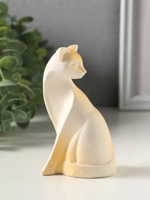 Фигурка гипс &laquo;Кошечка геометрия&raquo;, 10.5 см, белая с позолотой